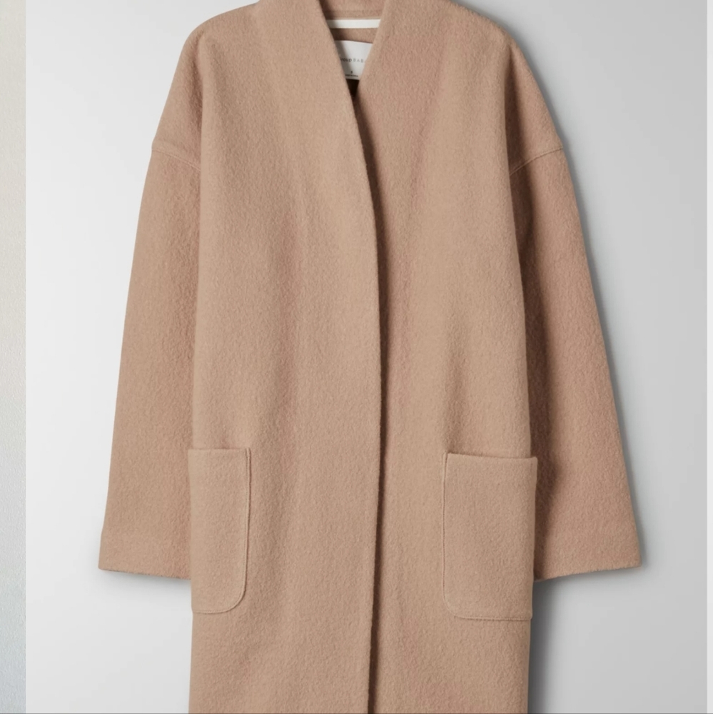 Aritzia Tamarack jacket -xs